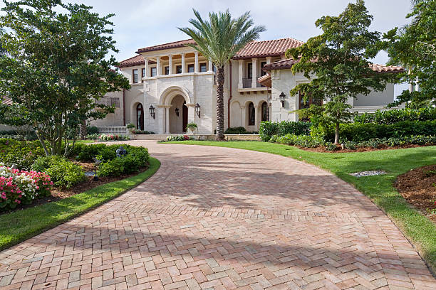 Best Driveway Paving Contractor  in Brookneal, VA